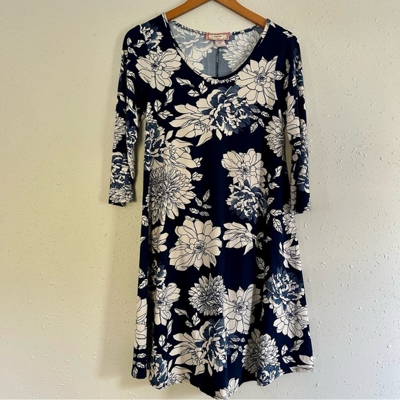 🦋C’est La Vie Blue Cream Floral Fit N Flare Mid Sleeve Mini Dress Medium Stretch - Picture 1 of 6